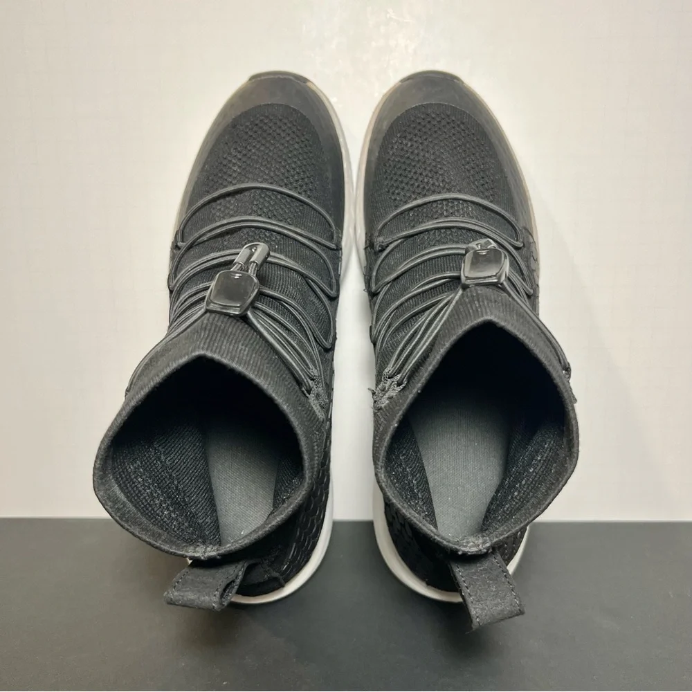 Mens THE NORTH FACE Touji Mid Lace Black Lightweight Shoes / Size 8.5